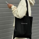 Tote Bag Custom Logo: Souvenir Praktis untuk Aktivitas Sehari-hari
