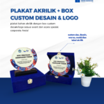 Plakat Akrilik + Box Custom Logo: Penghargaan Eksklusif yang Penuh Makna