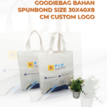 Goodiebag Spunbond Ukuran 30x40x8 cm Custom Logo: Souvenir Perusahaan yang Praktis dan Profesional
